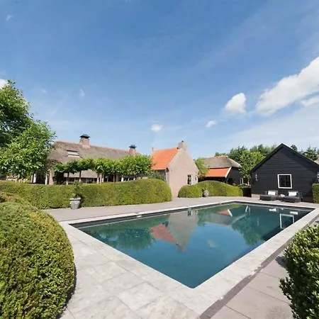 Bed & Breakfast Willemshoeve Prive Wellness Suite *